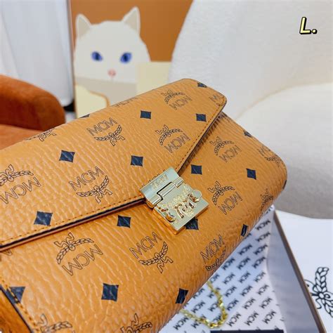 lunhonbag yupoo